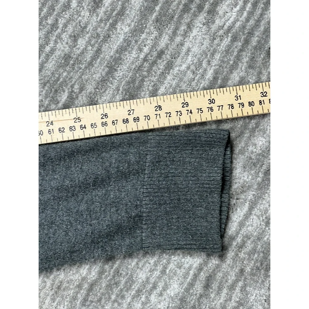 Hollister Sweater Mens Medium Gray Long Sleeve Casual V‎ Neck Pullover